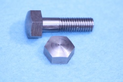 04) 1/4 Domed Bolt x 7/8'' Stainless Steel BSF HB14078D