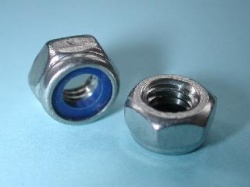 02) 4 mm Nut Stainless Nyloc NMY04 - Z18