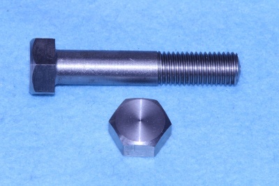 06) 3/8 BSF x 2'' Stainless Steel Bolt  HB38200