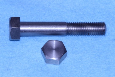 07) 3/8 BSF x 2-1/4'' Stainless Steel Hex Bolt HB38214