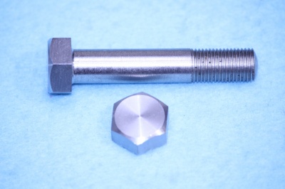 06) 3/8 Cycle Bolt X 2'' Stainless Steel HC38200