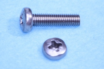 01) M6 20mm Pozi Pan Head Machine Screw Stainless PHM0620 - M14