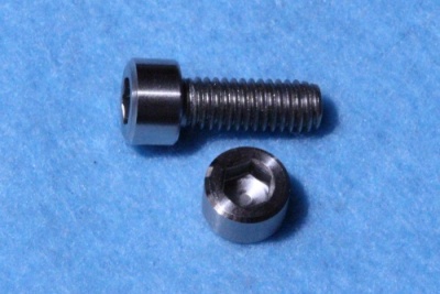 01) M6 16mm Stainless Cap Screw SM0616 - M08