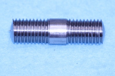 01) 3/8'' x 1-1/4'' BSF Stainless Steel Stud 20 tpi - STBB380114