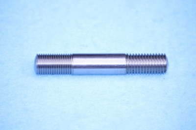 05) 3/8'' x 2-1/4'' Stud BSF/Cycle Stainless Steel - STBC380214