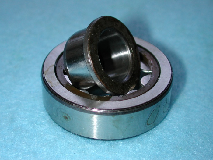 Laverda Gearbox Layshaft Bearing O/S (Metall Cage) 22207171 A54