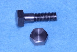 04) 1/4 BSF x 7/8'' Stainless Steel Bolt HB14078