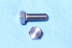 02) 3/8 UNC Bolt x 1'' Stainless HUC38100