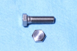 03) 3/8 UNC Bolt x 1-1/4'' Stainless HUC38114