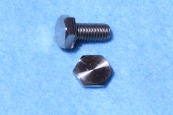 11-104/04/2 Triumph UNF Stainless Bolt HUF14012 - V3-01