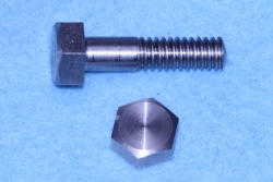 E452 70-0452 Triumph Stainless BSW Bolt HW14100 W2-24