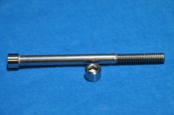 18) 3/8 Unc Stainless Socket Cap x 5'' SUC38500