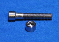 06) 3/8'' x 2'' UNF Socket Cap Stainless Screw SUF38200 - W3-33